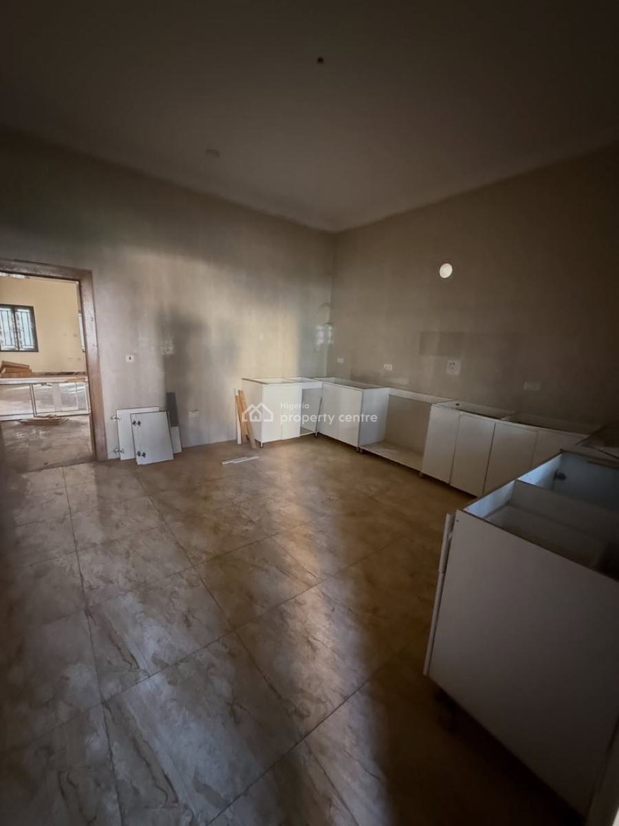 Spacious 4bedroom Terrace with Bq, Apo, Abuja, Terraced Duplex for Sale