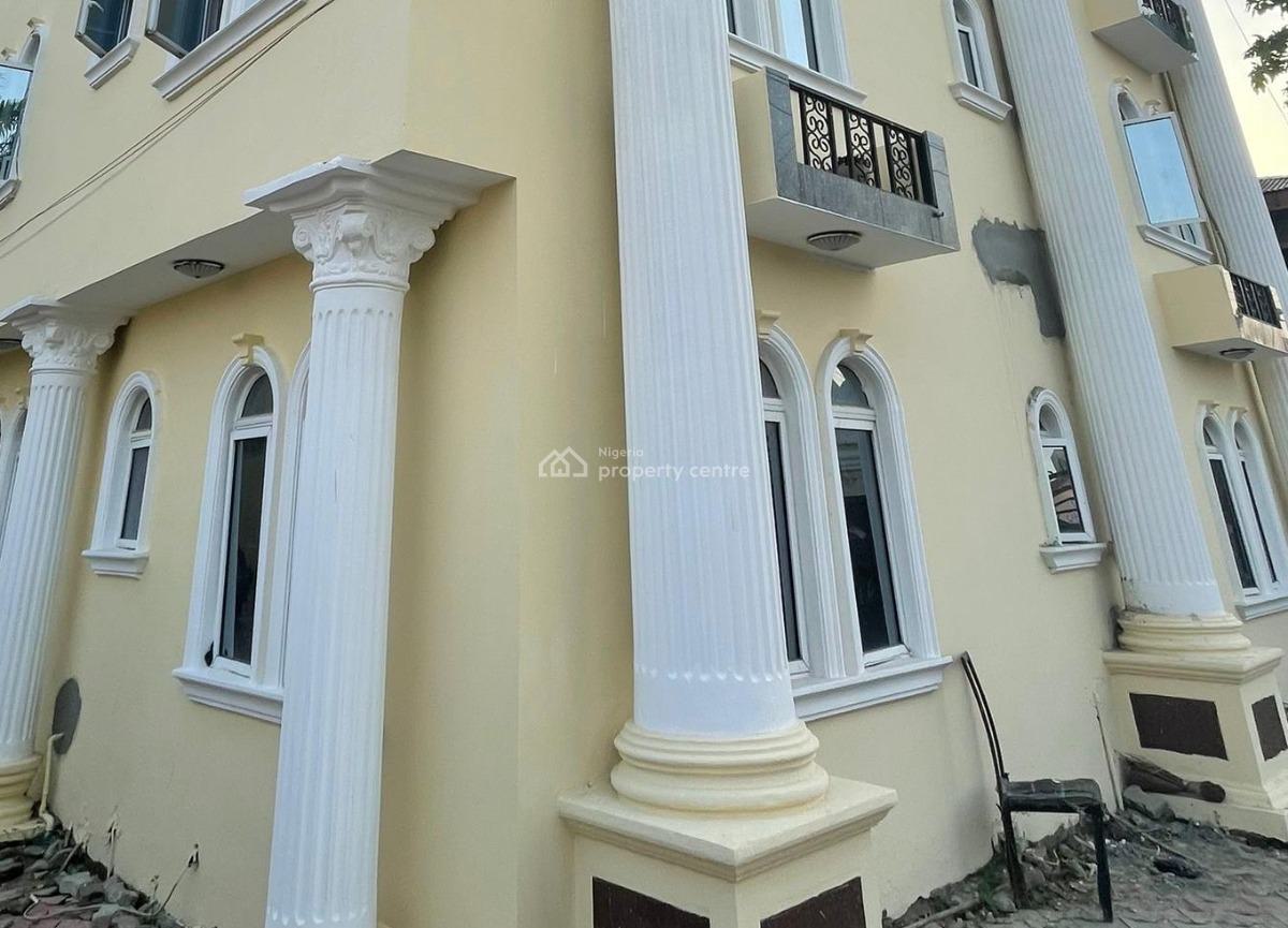 Luxury 3bed Flat Upstairs Close to The Gate in a Secured Estate, Badore, Ajah, Lagos, Flat / Apartment for Rent
