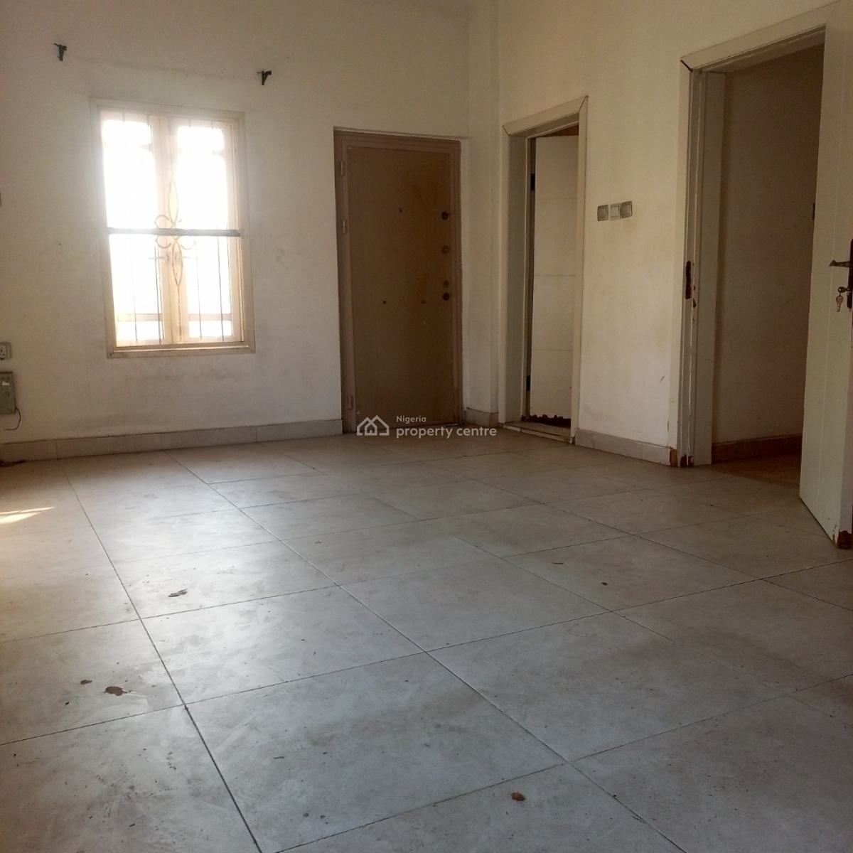 Shared Apartment, Western Estate, Ikota, Lekki, Lagos, Self Contain (single Rooms) for Rent