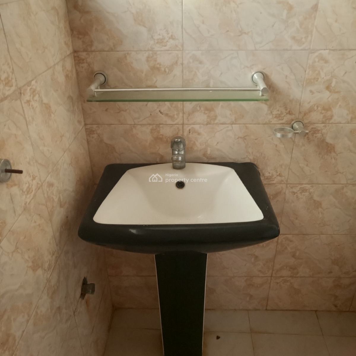 Shared Apartment, Western Estate, Ikota, Lekki, Lagos, Self Contain (single Rooms) for Rent