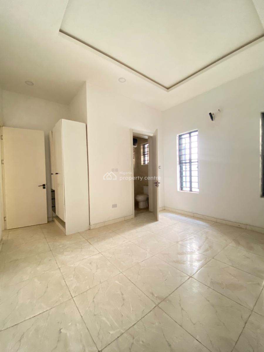 4 Bedroom Terrace House, Orchid Road, Lekki Expressway, Lekki, Lagos, Terraced Duplex for Rent