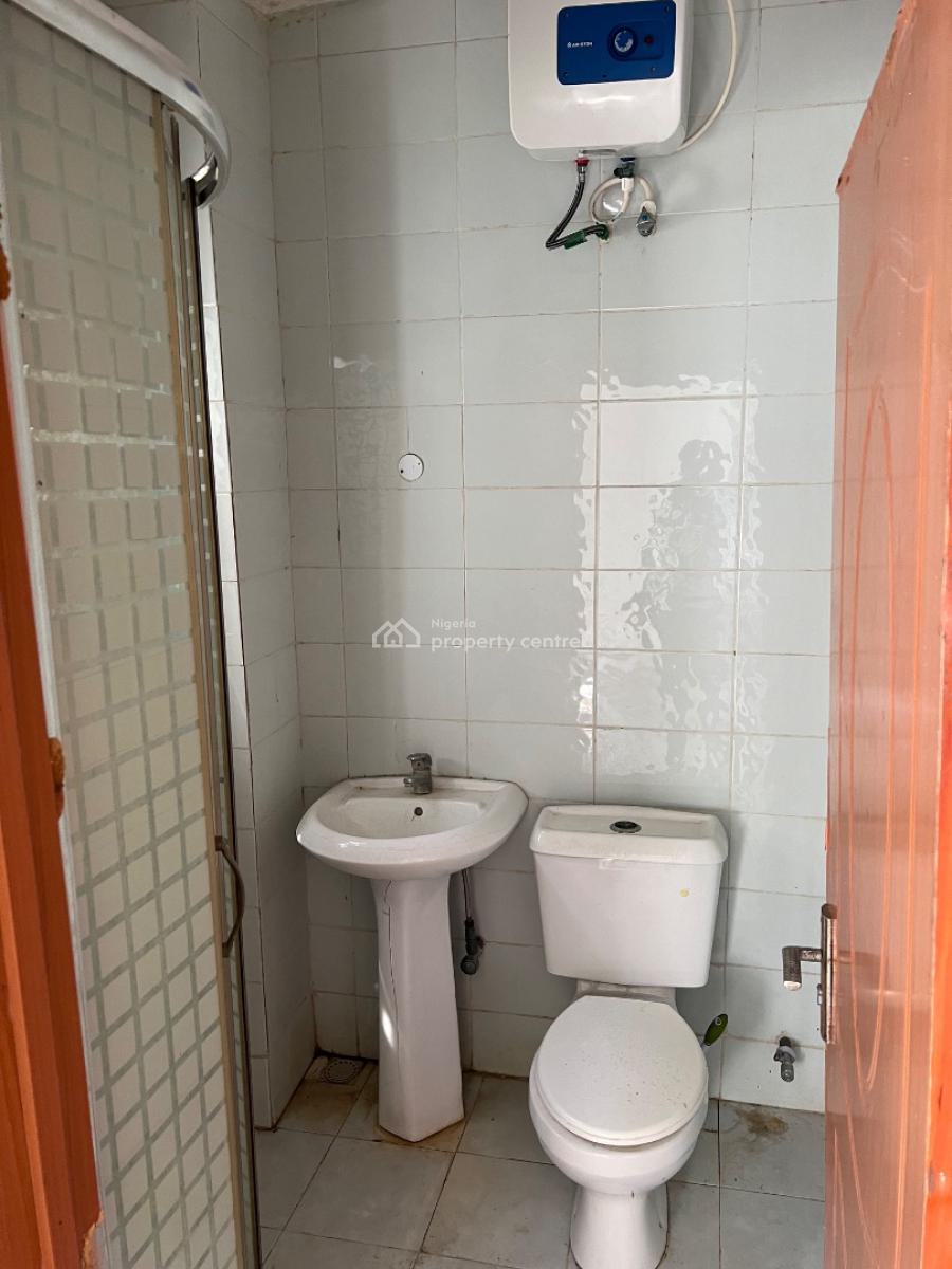 3-bedrooms Apartment with Bq and 24 Hrs Electricity in a Secure Estate, Oniru, Victoria Island (vi), Lagos, Flat / Apartment for Rent