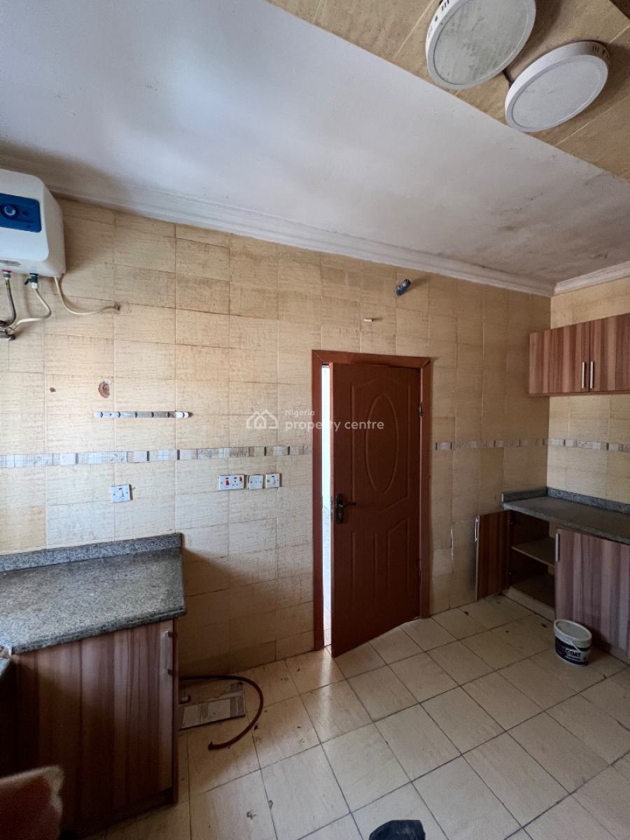 3-bedrooms Apartment with Bq and 24 Hrs Electricity in a Secure Estate, Oniru, Victoria Island (vi), Lagos, Flat / Apartment for Rent