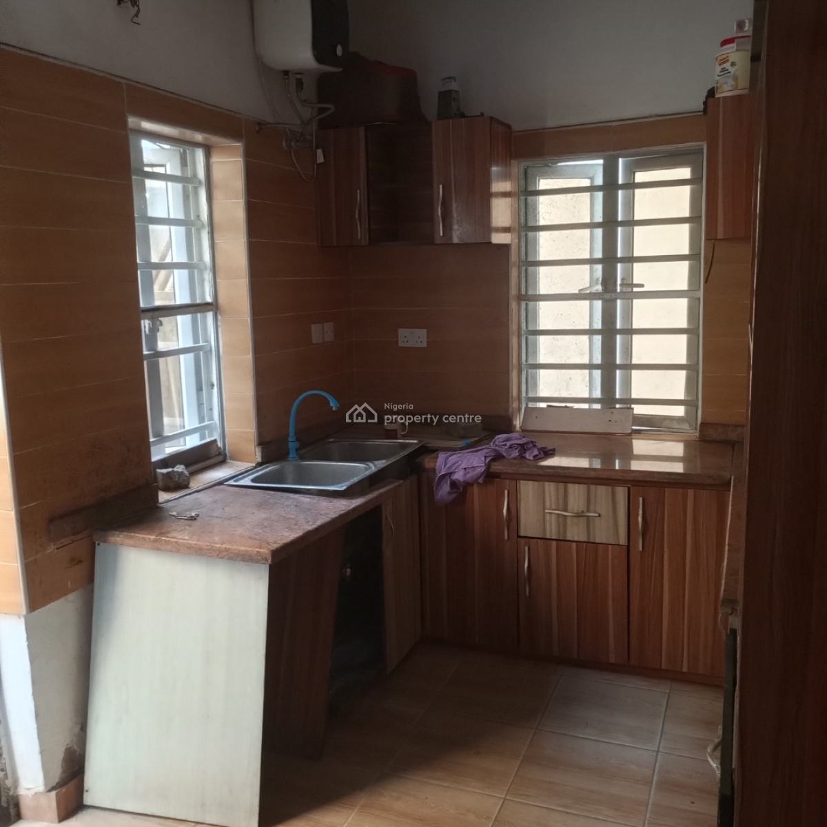 Shared Apartment Self Con, Western Estate, Ikota, Lekki, Lagos, Semi-detached Duplex for Rent