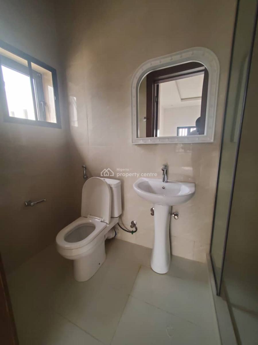 Tastefully Finished 5 Bedroom Semi-detached House with a Room Bq, Lekki Phase 1, Lekki, Lagos, Semi-detached Duplex for Rent