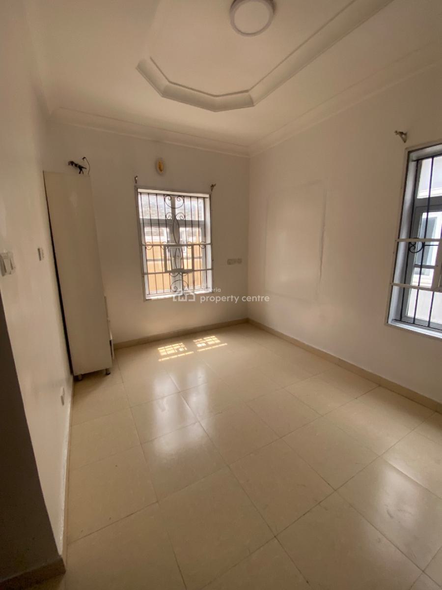 Newly Renovated & Spacious 4 Bedroom Duplex, Chevron Drive, Lekki, Lagos, Semi-detached Duplex for Sale