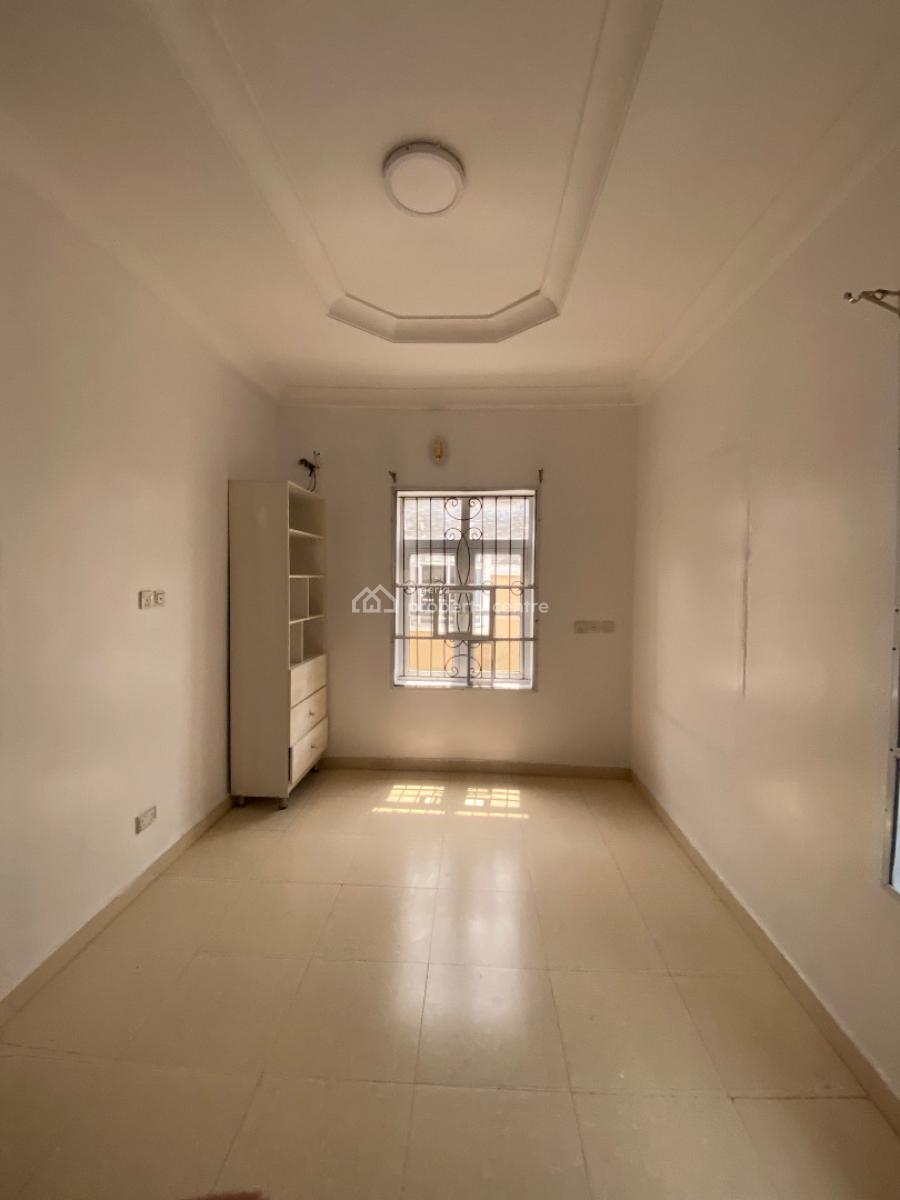 Newly Renovated & Spacious 4 Bedroom Duplex, Chevron Drive, Lekki, Lagos, Semi-detached Duplex for Sale