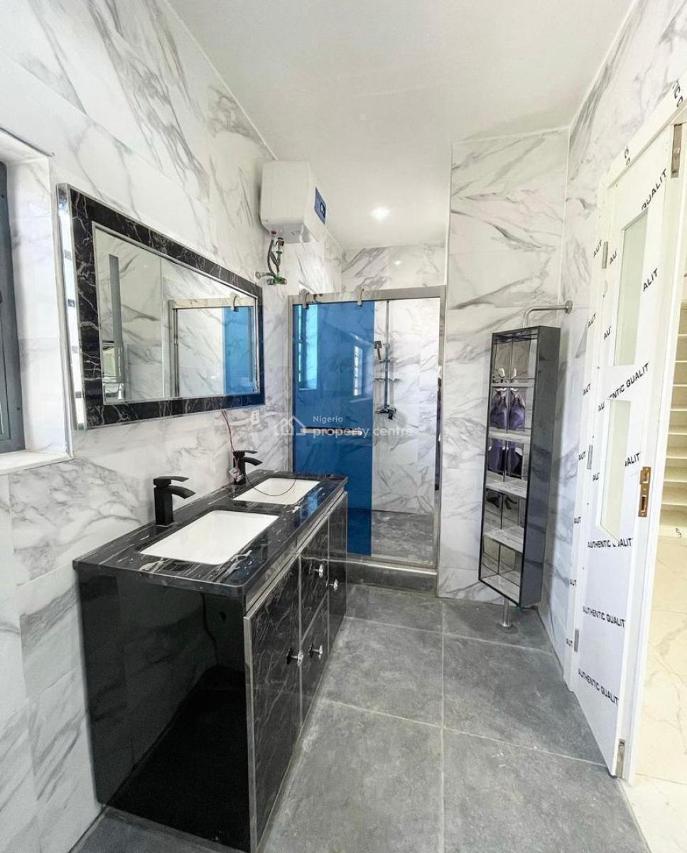 Spacious 5-bedroom Detached House with Bq, Security House & Pool, Lekki Phase 1, Lekki, Lagos, Detached Duplex for Rent