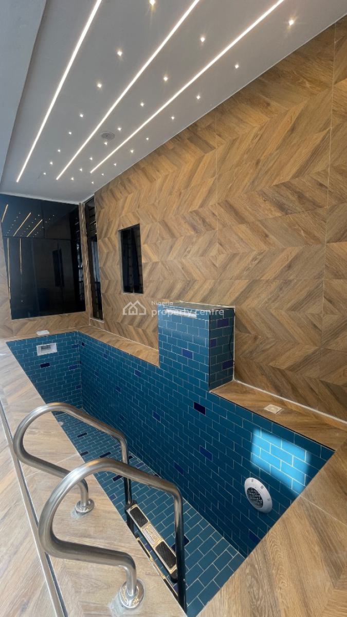 a Luxurious Spacious 5 Bedroom Duplex, Inside a Very Secure Estate, Chevron Main, Lekki Phase 1, Lekki, Lagos, Detached Duplex for Sale