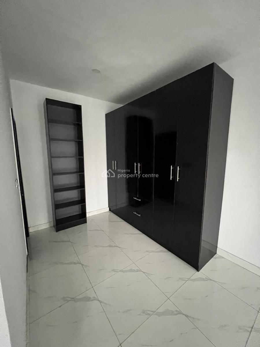 5 Bedroom Fully Detached House in a Secure and Serene Environment., Ogudu, Lagos, Detached Duplex for Rent