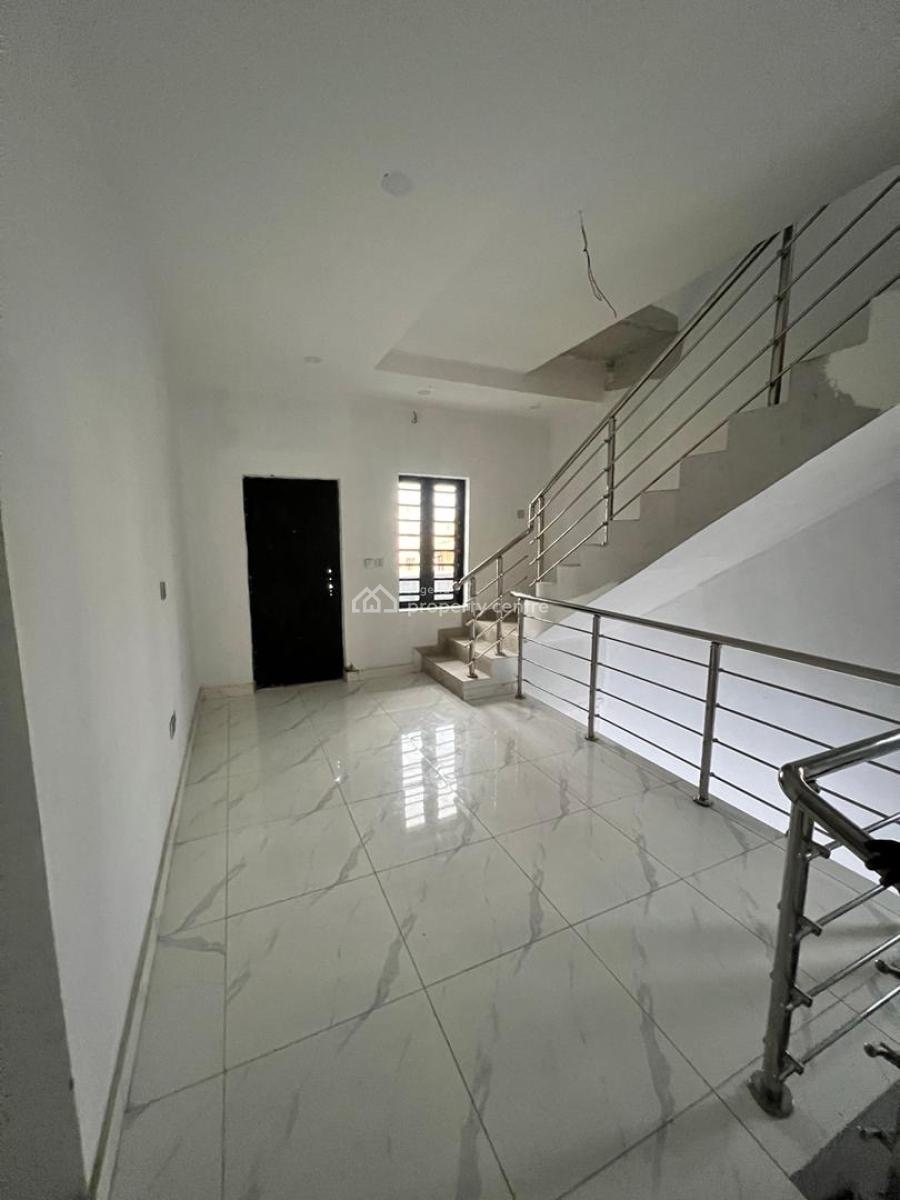 5 Bedroom Fully Detached House in a Secure and Serene Environment., Ogudu, Lagos, Detached Duplex for Rent