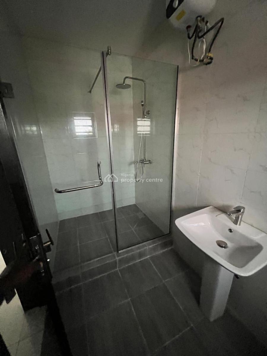 5 Bedroom Fully Detached House in a Secure and Serene Environment., Ogudu, Lagos, Detached Duplex for Rent