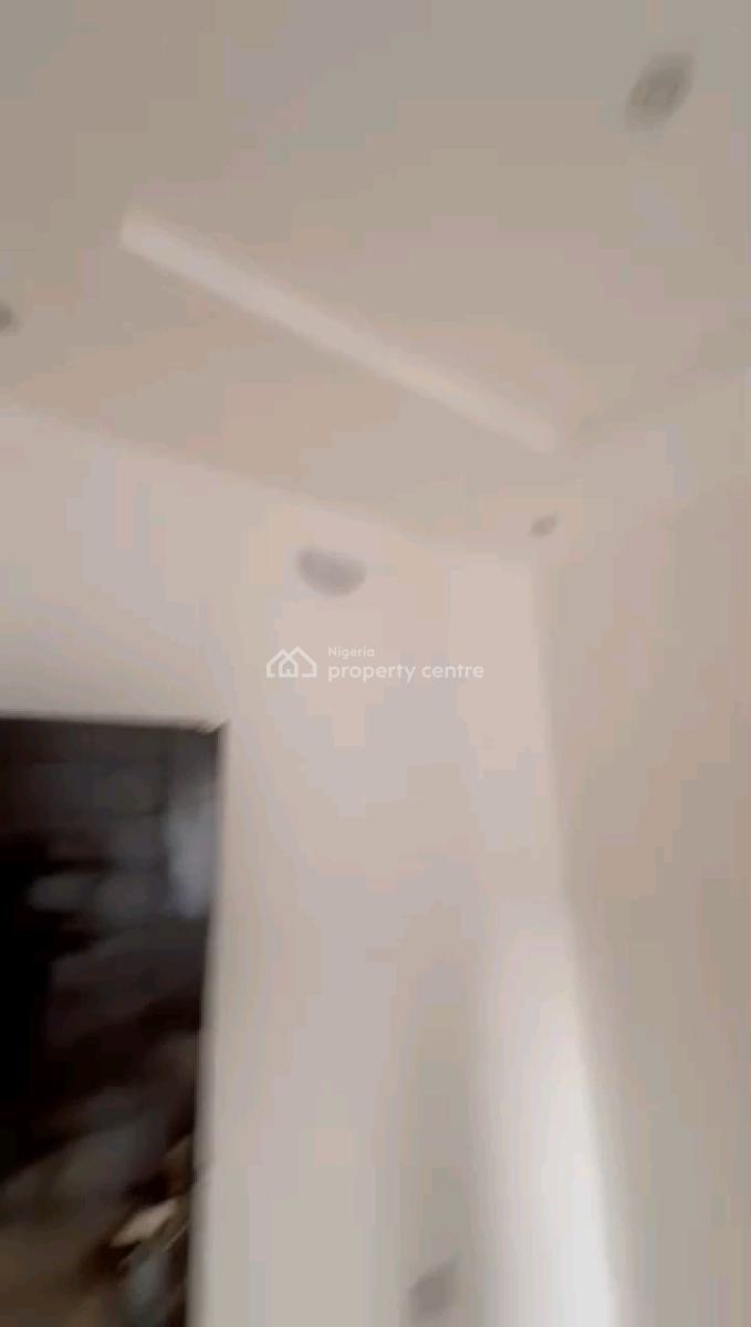 Beautiful and Spacious 2-bedroom Flat, Isaac John, Fadeyi, Shomolu, Lagos, Flat / Apartment for Rent