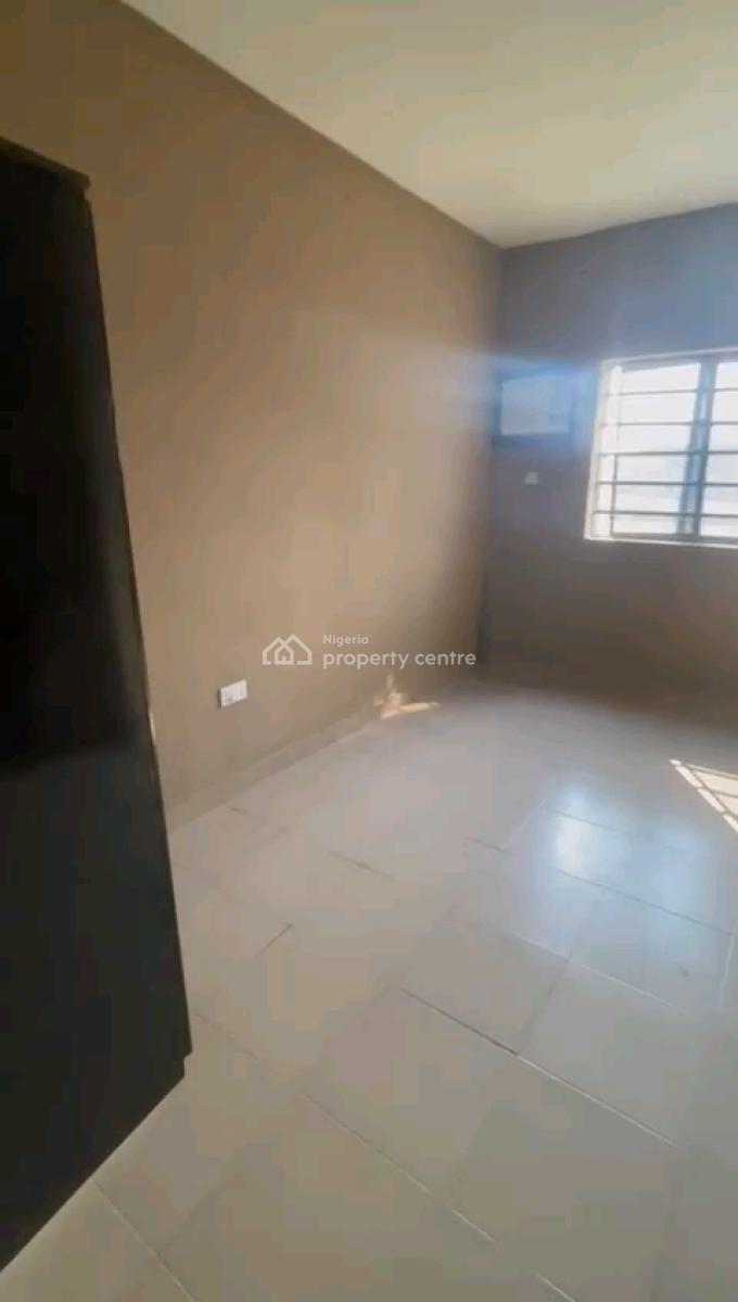 Standard and Spacious Studio Apartment, Akoka, Yaba, Lagos, Self Contain (single Rooms) for Rent