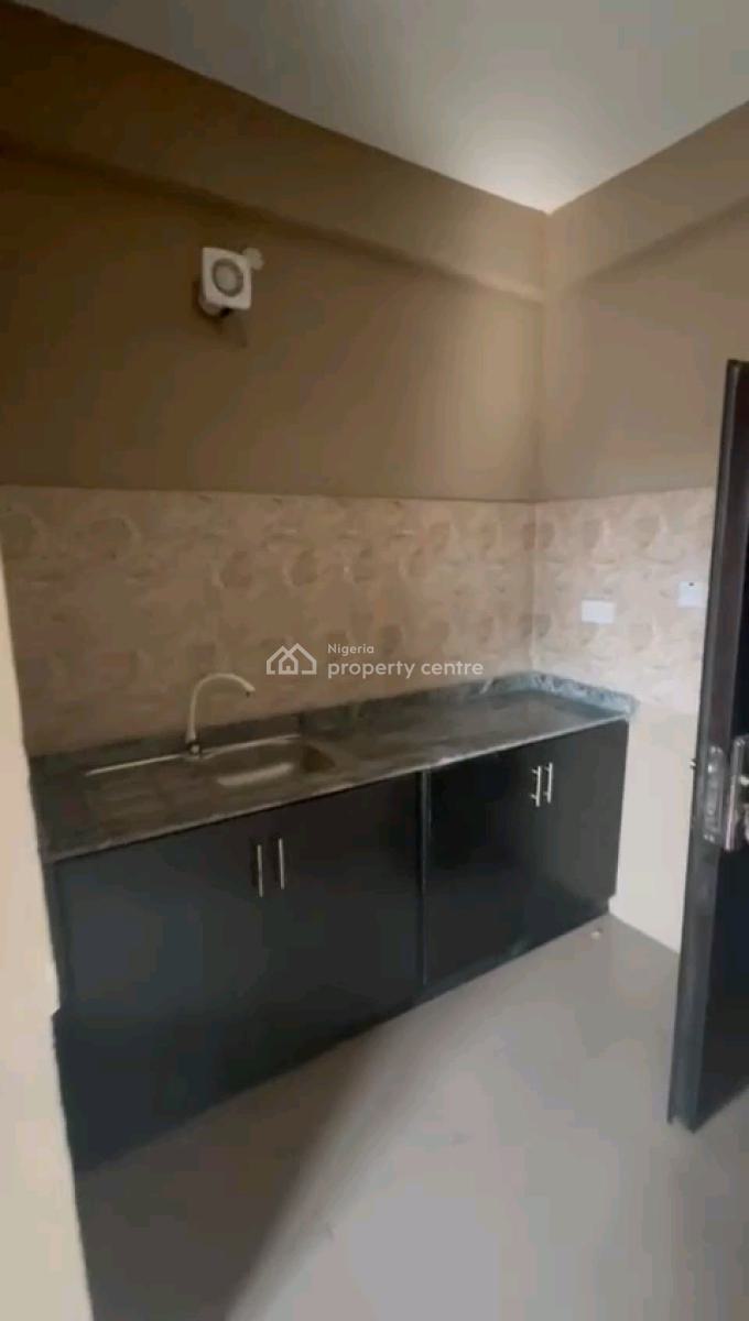 Standard and Spacious Studio Apartment, Akoka, Yaba, Lagos, Self Contain (single Rooms) for Rent