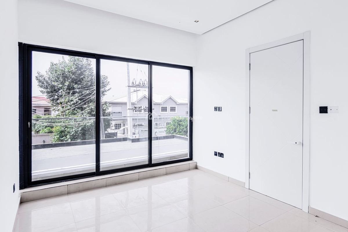 Uniquely Styled 2 Bedroom Apartments, Lekki Phase 1, Lekki, Lagos, Flat / Apartment for Sale