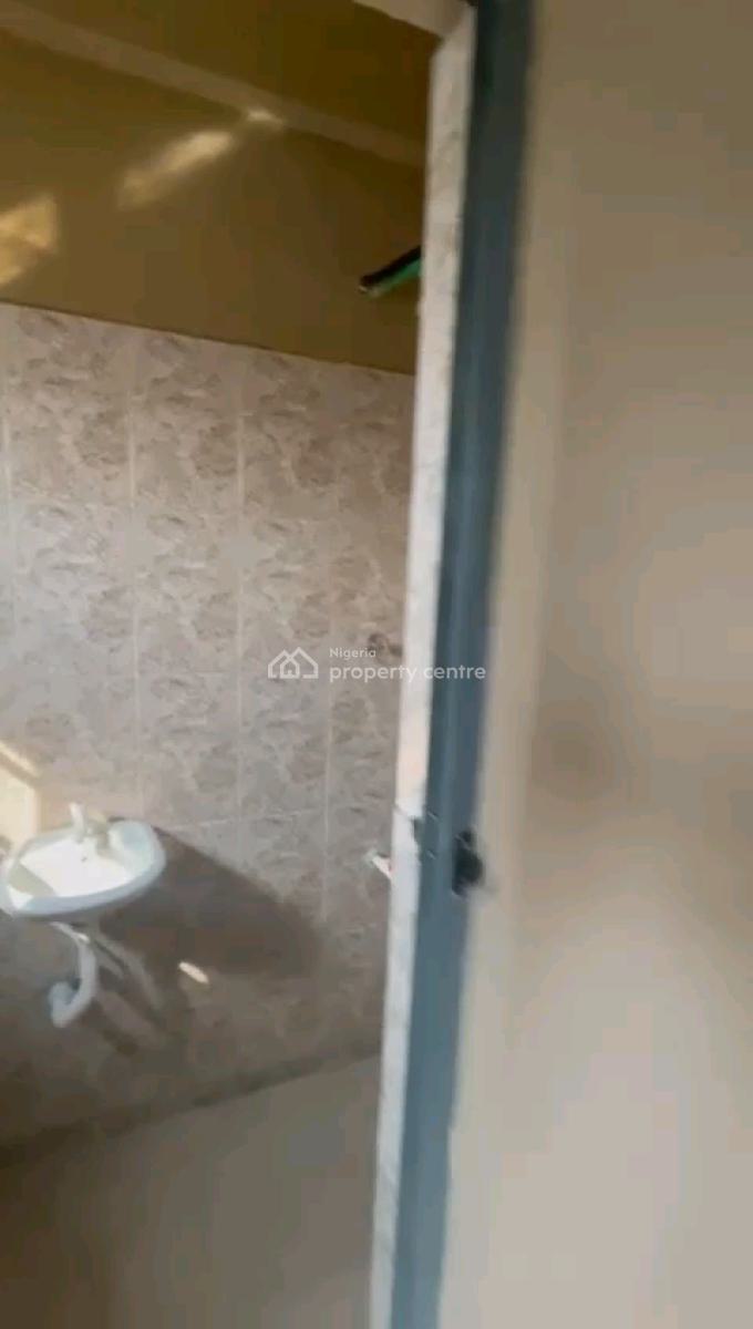 Standard and Spacious Studio Apartment, Akoka, Yaba, Lagos, Self Contain (single Rooms) for Rent