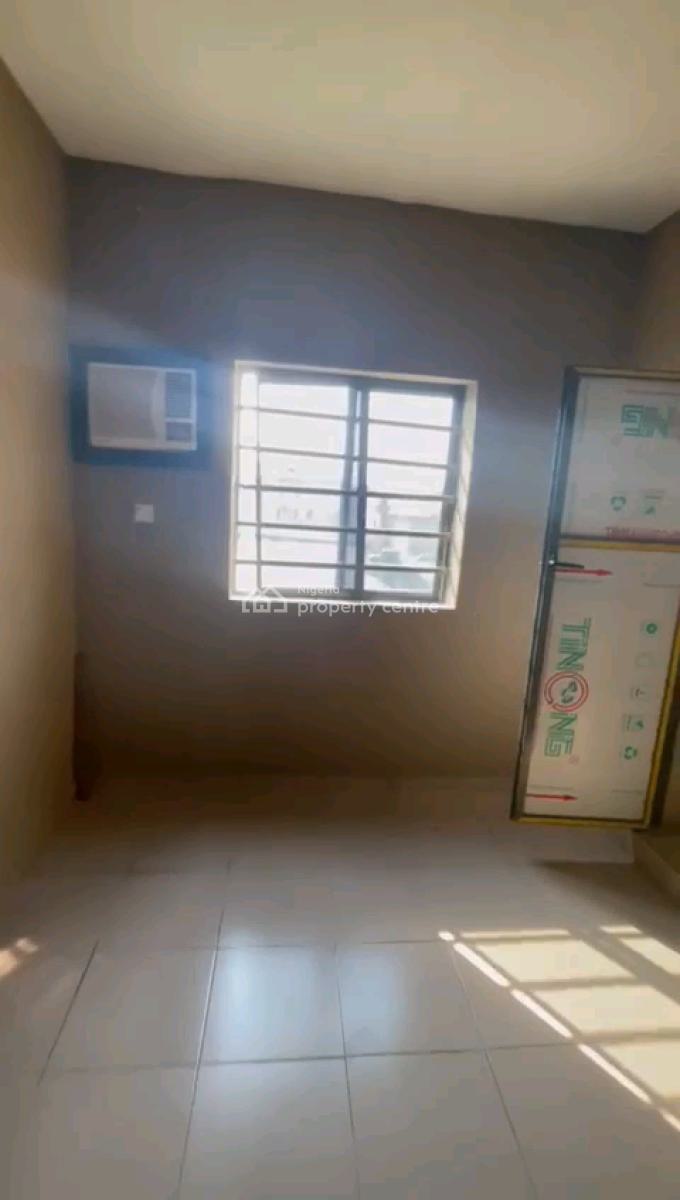 Standard and Spacious Studio Apartment, Akoka, Yaba, Lagos, Self Contain (single Rooms) for Rent