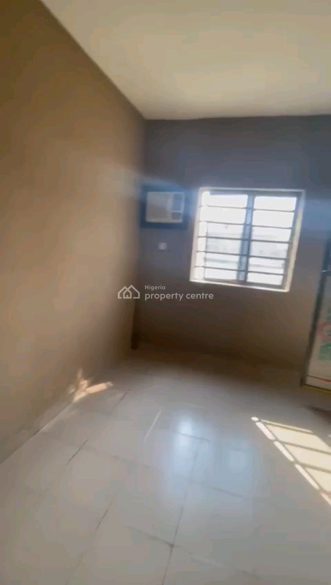 Standard and Spacious Studio Apartment, Akoka, Yaba, Lagos, Self Contain (single Rooms) for Rent