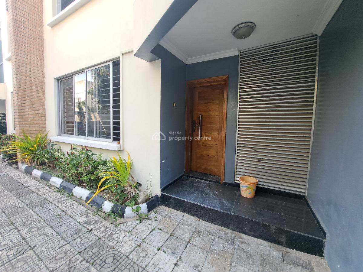 Serviced 4 Bedroom Terraced Duplex with a Room Boys Quaters, Lekki Phase 1, Lekki, Lagos, Terraced Duplex for Rent