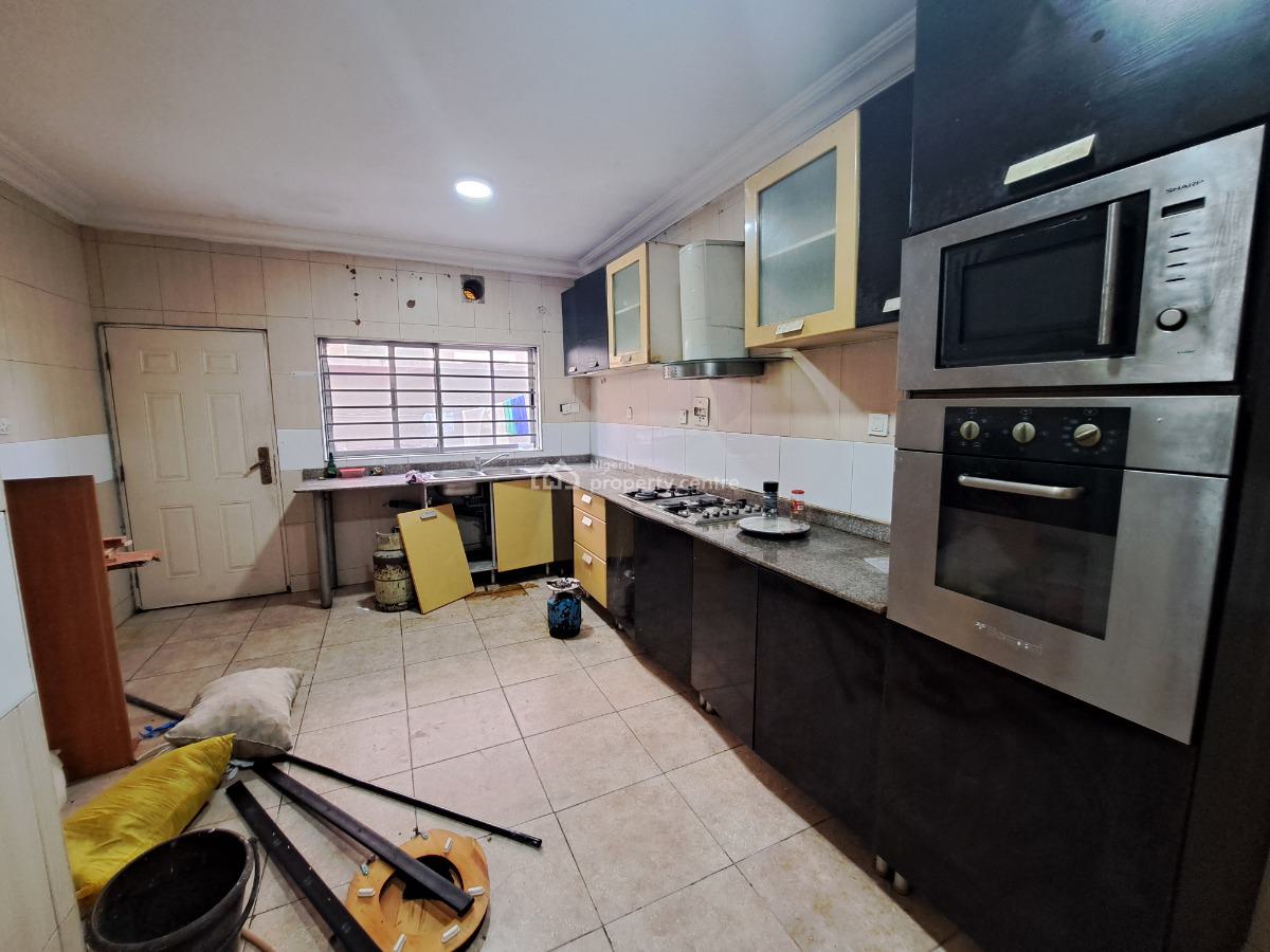 Serviced 4 Bedroom Terraced Duplex with a Room Boys Quaters, Lekki Phase 1, Lekki, Lagos, Terraced Duplex for Rent