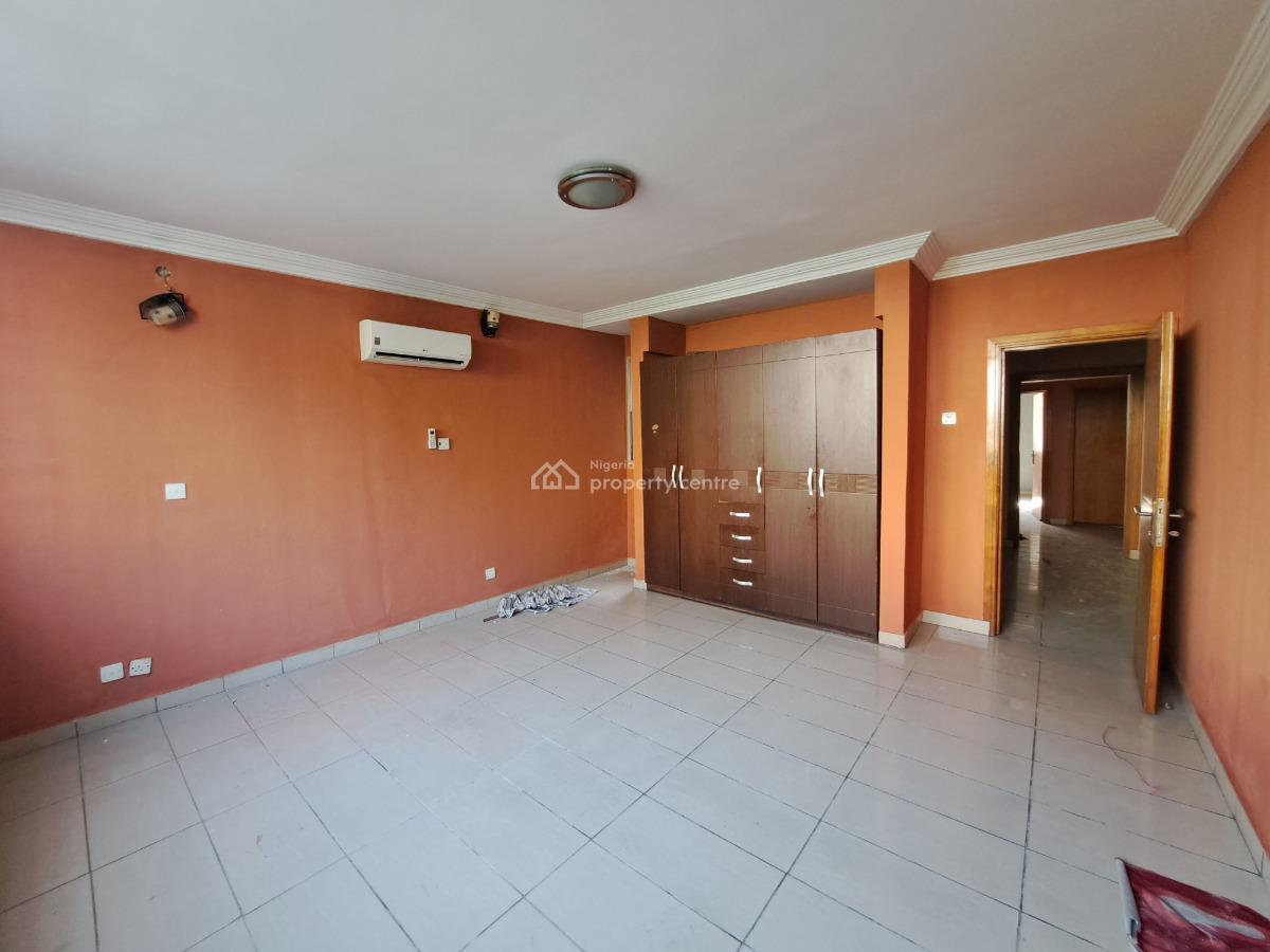 Serviced 4 Bedroom Terraced Duplex with a Room Boys Quaters, Lekki Phase 1, Lekki, Lagos, Terraced Duplex for Rent
