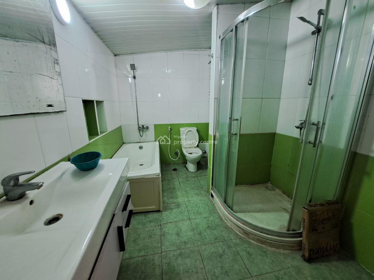 Serviced 4 Bedroom Terraced Duplex with a Room Boys Quaters, Lekki Phase 1, Lekki, Lagos, Terraced Duplex for Rent