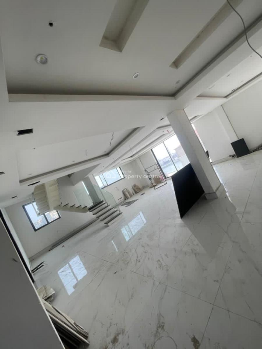 Spacious Converted Mini Flat with 2 Toilet., Lekki Scheme 2 Estate, Lekki, Lagos, Mini Flat (room and Parlour) for Rent