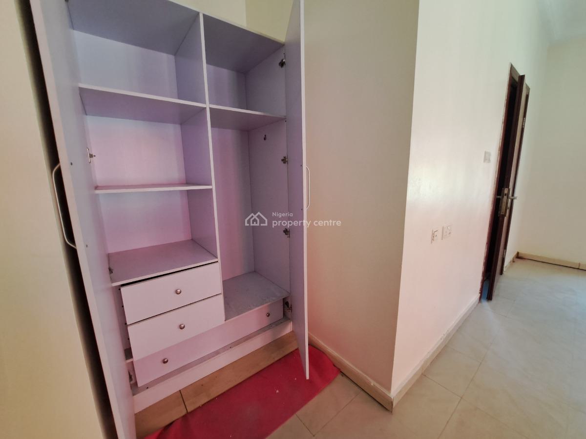 Renovated 4 Bedroom Semi Detached Duplex with a Room Bq, Lekki Phase 1, Lekki, Lagos, Semi-detached Duplex for Rent