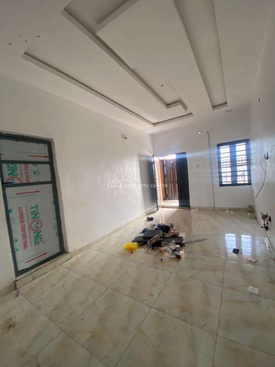 Sharp 2 Bedroom Apartment Upstairs, Sangotedo, Ajah, Lagos, Flat / Apartment for Rent