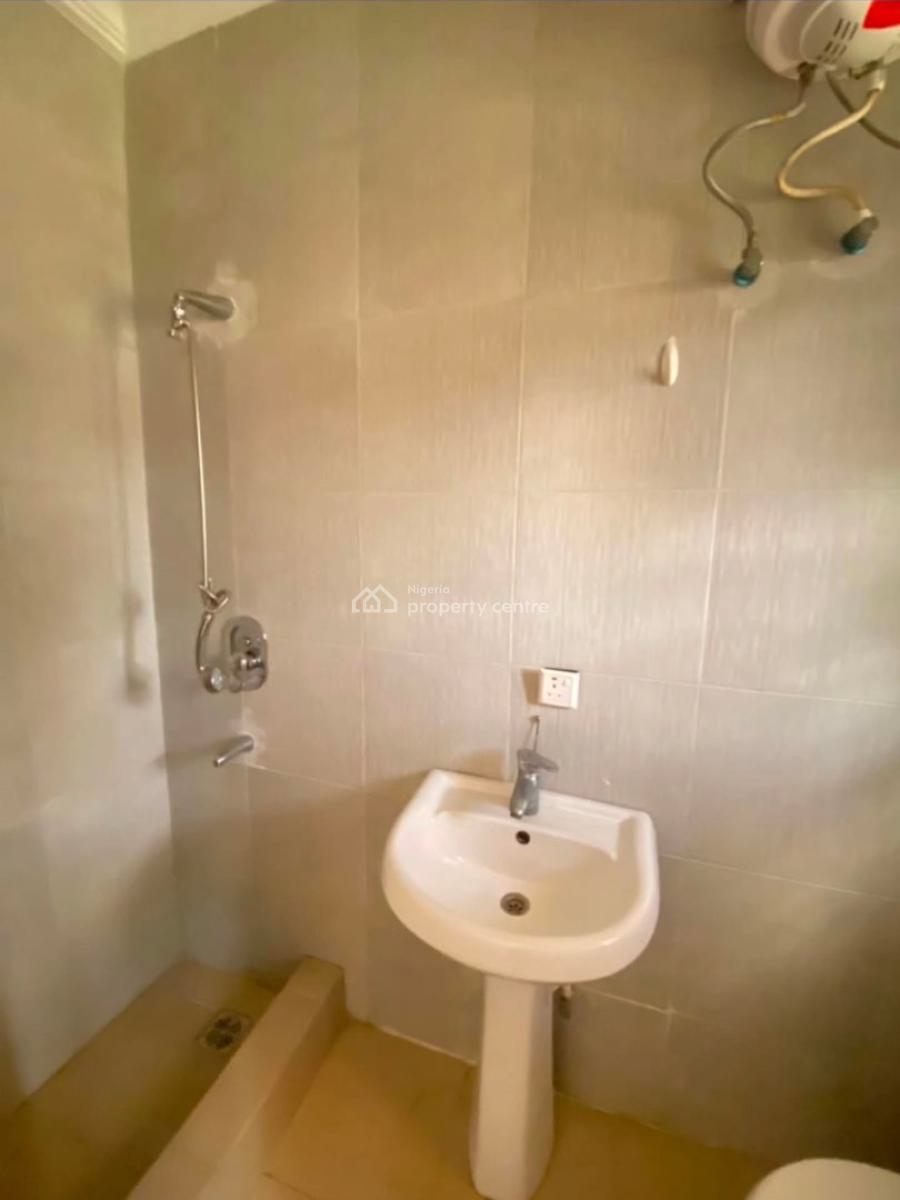 Spacious 4 Bedroom Apartment, Orchid, Lekki, Lagos, Block of Flats for Sale