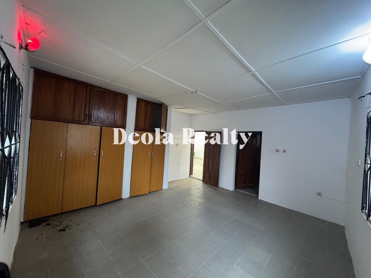 a 3 Bedroom Self Service Apartment, Lekki Phase 1, Lekki, Lagos, Flat / Apartment for Rent