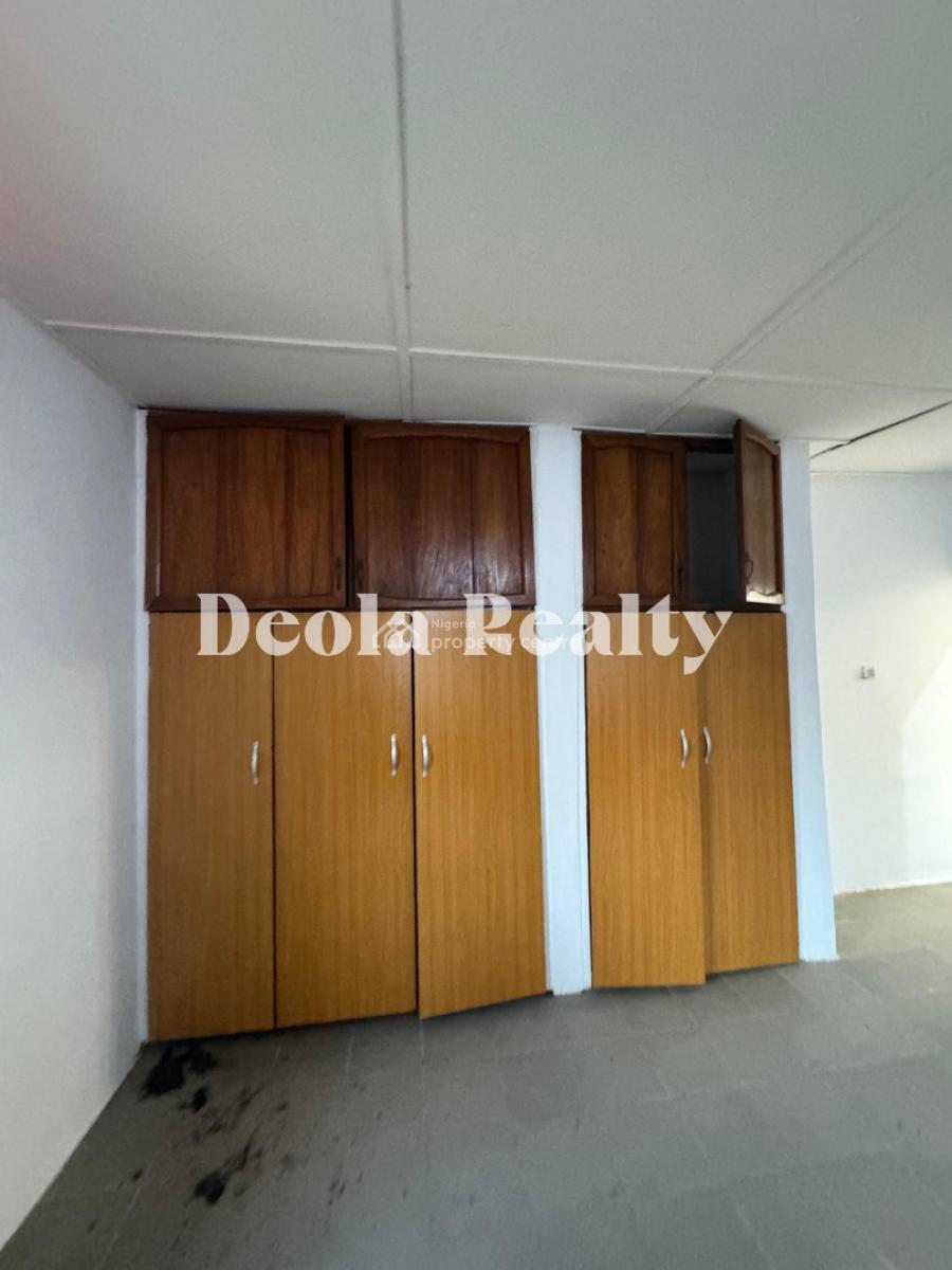 a 3 Bedroom Self Service Apartment, Lekki Phase 1, Lekki, Lagos, Flat / Apartment for Rent