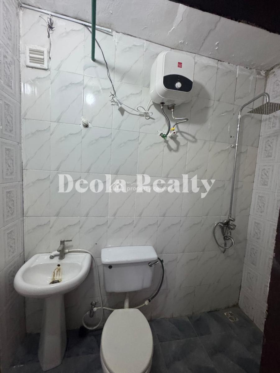 a 3 Bedroom Self Service Apartment, Lekki Phase 1, Lekki, Lagos, Flat / Apartment for Rent