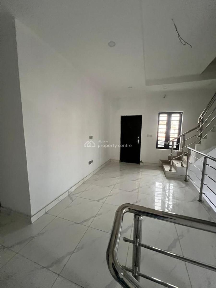 5 Bedroom Fully Detached House in a Secure and Serene Environment., Gra, Ogudu, Lagos, Detached Duplex for Rent