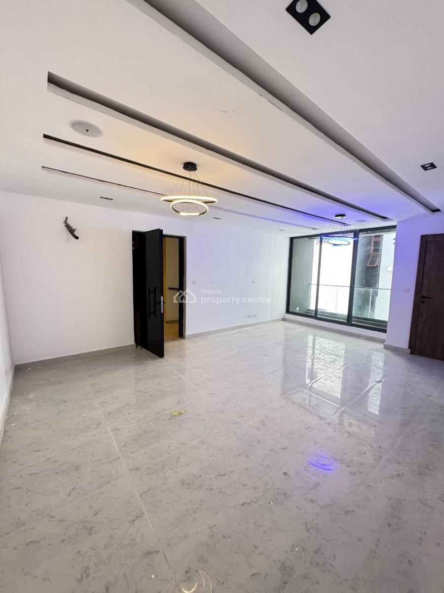 Massive 2 Bedroom Apartment, Ikate Elegushi, Lekki, Lagos, Block of Flats for Sale