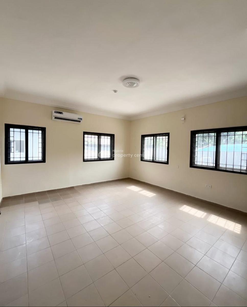 Luxury Spacious 3 Bedroom Flat, Lekki Phase 1, Lekki, Lagos, Flat / Apartment for Rent