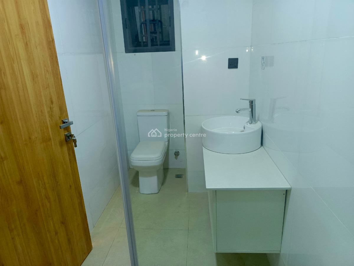 Luxury 4 Bedroom Terrace with Bq, Jahi Gilmore, Jahi, Abuja, Terraced Duplex for Rent