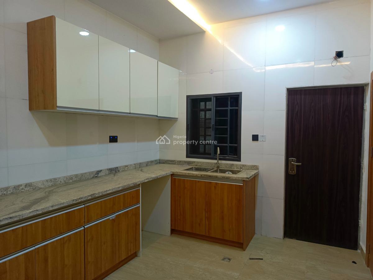 Luxury 4 Bedroom Terrace with Bq, Jahi Gilmore, Jahi, Abuja, Terraced Duplex for Rent
