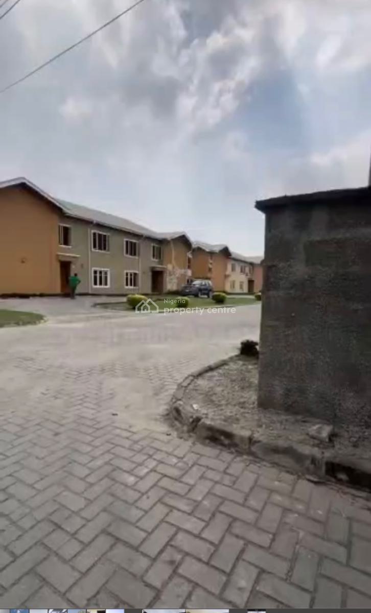 Luxury 3 Bedroom Apartment, Abijo, Lekki, Lagos, Flat / Apartment for Sale