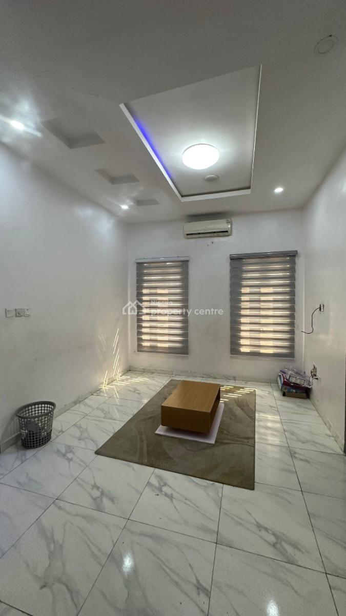 4 Bedroom Duplex with Bq, Chevron, Lekki, Lagos, Semi-detached Duplex for Sale