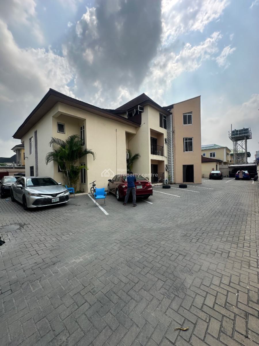 𝐖𝐄𝐋𝐋 𝐌𝐀𝐈𝐍𝐓𝐀𝐈𝐍𝐄𝐃 𝐌𝐈𝐍𝐈 𝐅𝐋𝐀𝐓 𝐀𝐏𝐀𝐑𝐓𝐌𝐄𝐍𝐓, Lekki Phase 1, Lekki, Lagos, Mini Flat (room and Parlour) for Rent