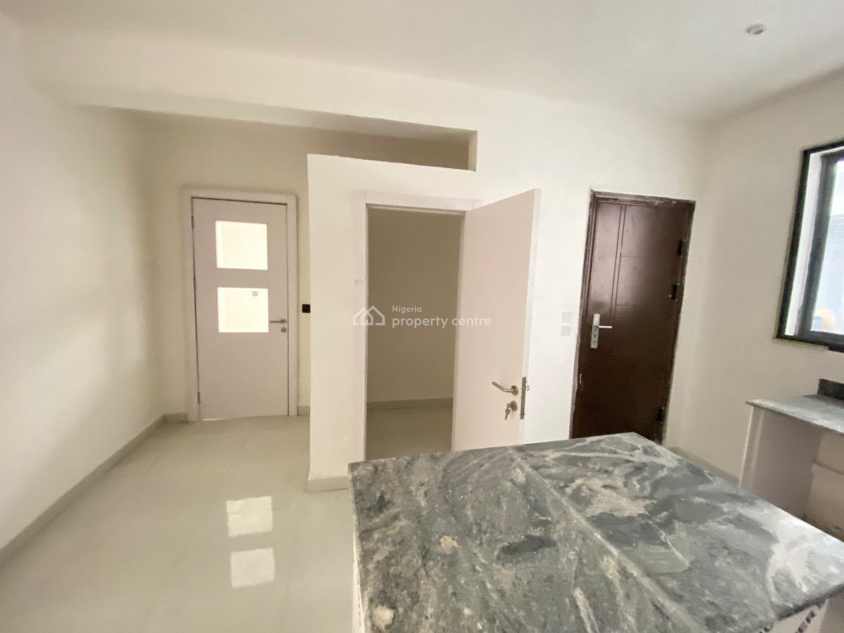 Exquisite 5 Bedroom Town Home with Bq, Freedom Way, Lekki Phase 1, Lekki, Lagos, House for Rent