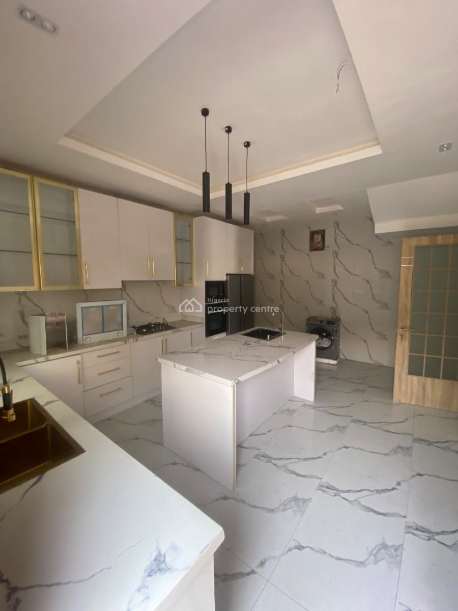 Well Finished 5 Bedroom Duplex with 1bq, Lekki Phase 1, Lekki, Lagos, Semi-detached Duplex for Sale