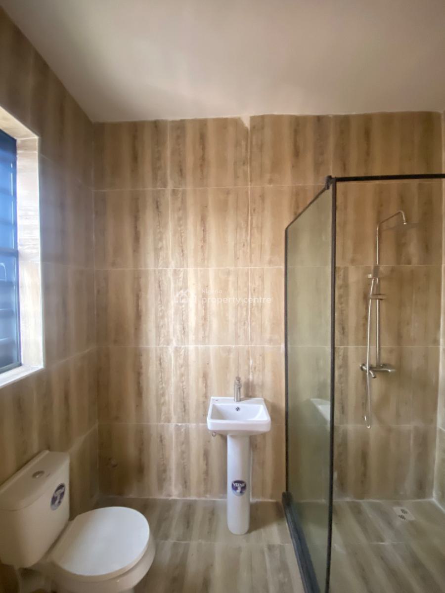 Well Finished 5 Bedroom Duplex with 1bq, Lekki Phase 1, Lekki, Lagos, Semi-detached Duplex for Sale