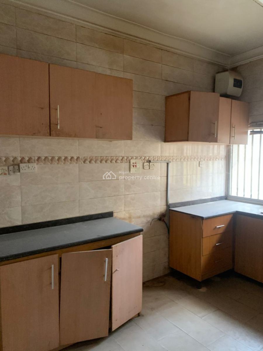 4 Bedroom Fully Detached House with 2 Rooms Bq with All Rooms Ensuit, Ikeja Gra, Ikeja, Lagos, Detached Duplex for Rent