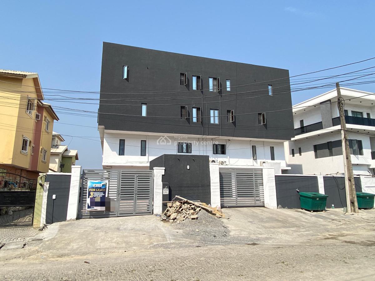 3 Bedroom Maisonette with 1 Room Bq, Lekki Phase 1, Lekki, Lagos, Flat / Apartment for Rent