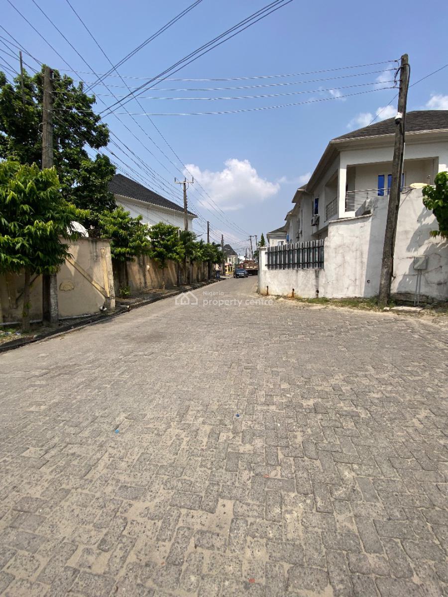 2 Bedroom Flat Ground Floor, Gated Estate By Blenco Supermarket Before Shop Rite, Sangotedo, Ajah, Lagos, Flat / Apartment for Rent