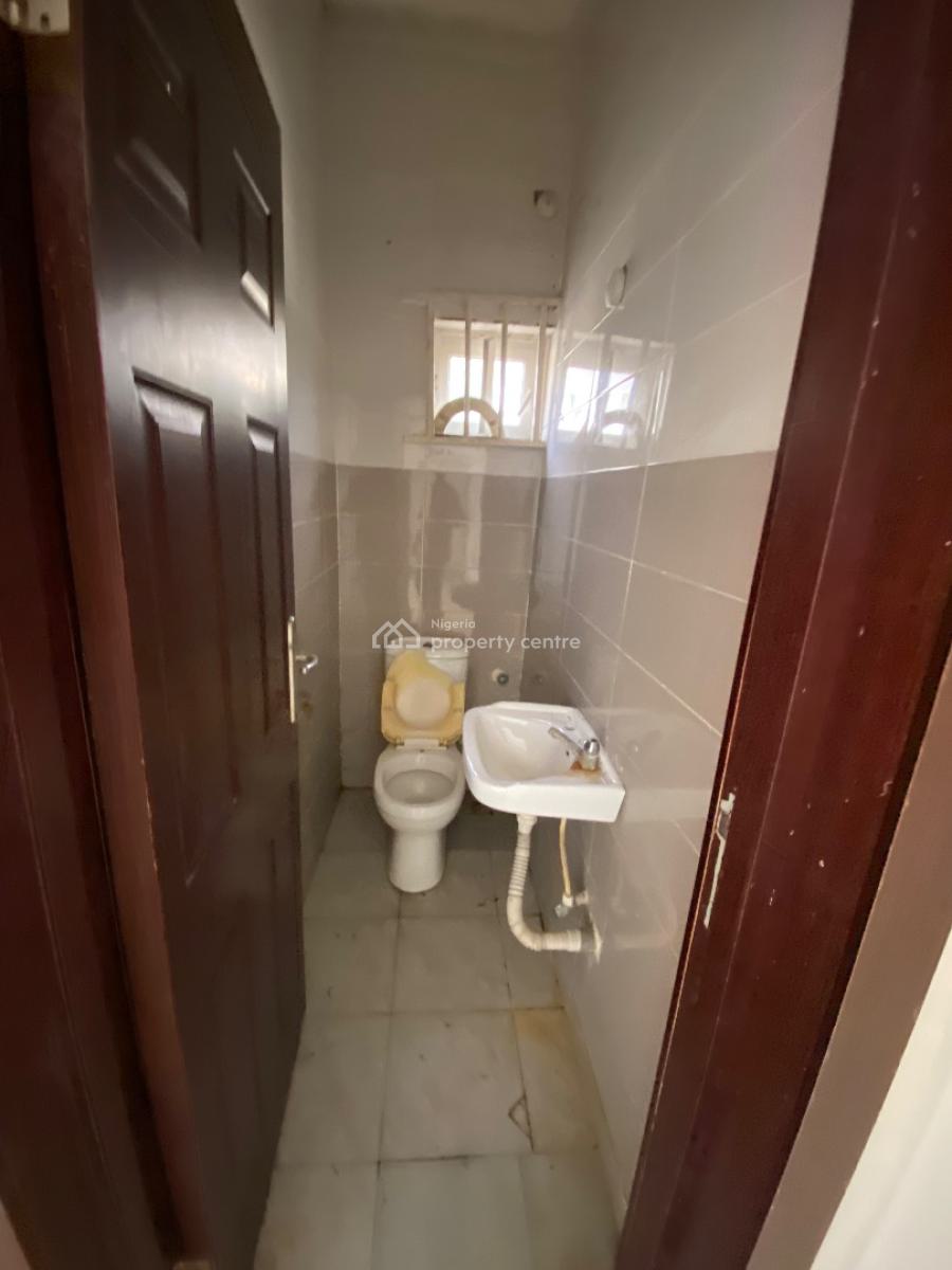 2 Bedroom Flat Ground Floor, Gated Estate By Blenco Supermarket Before Shop Rite, Sangotedo, Ajah, Lagos, Flat / Apartment for Rent
