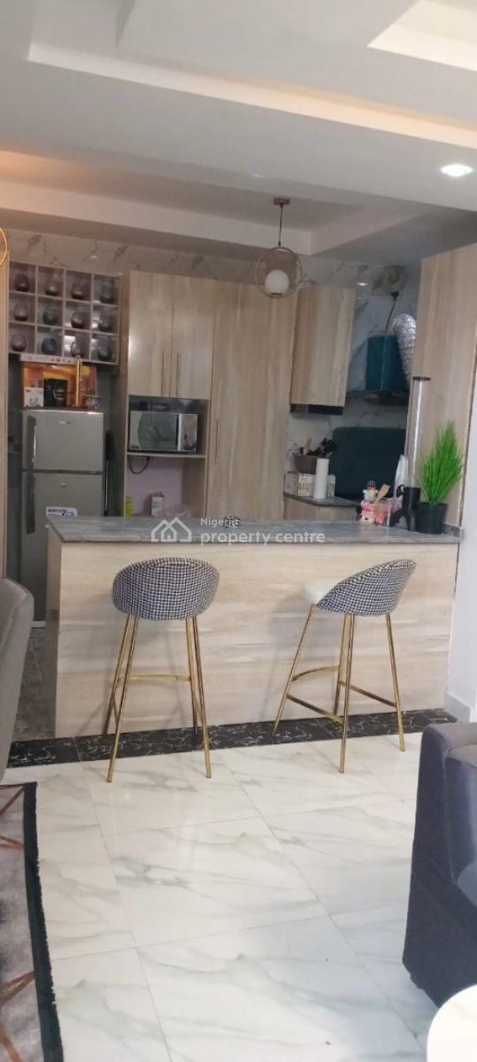 Luxury 3 Bedroom Apartment, New Road, Lekki, Lagos, Flat / Apartment for Rent